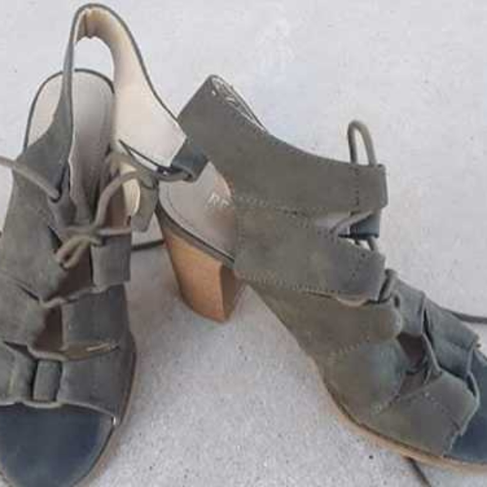 Army Green High Heeled Sandals